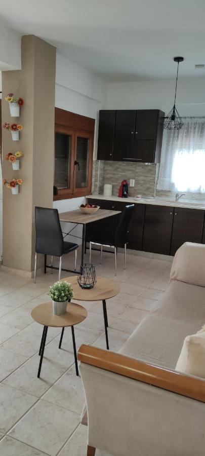 Maria'S Luxury Apartment Касандрия Екстериор снимка